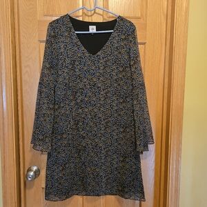 Cabi Womens Dress Black Chiffon Poise Long Bell Sleeved Size Medium